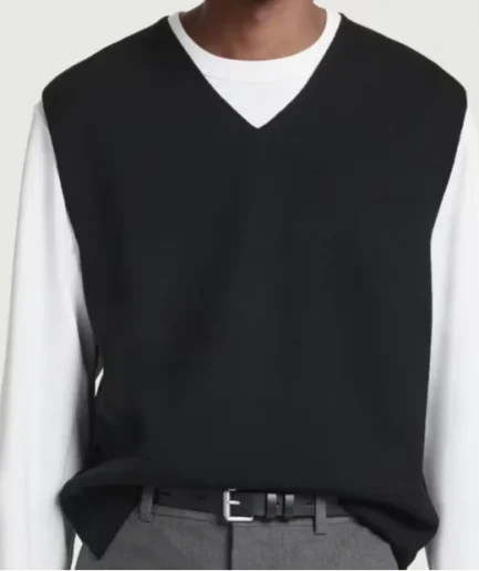 Man Dress Fashion Light Knitted Sleeveless Crop Top Sweater Pullover V Neck Vest Plus Size Knitted Sweater for Man 2026