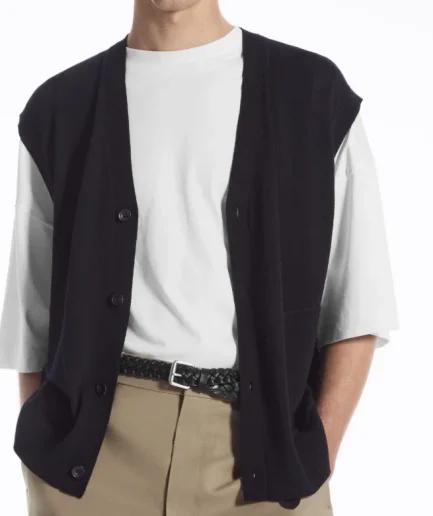 Man V Neck Vest Crop Knitted Sweater Cardigan Man Fashion Clothing 2026 Sleeveless High Quality Plus Size Knitted Sweater